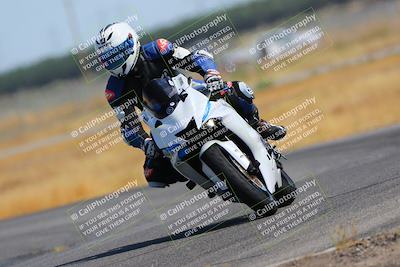 media/May-22-2023-Fastrack Riders (Mon) [[ae7626d9d8]]/Level 1/945am (Sweeper)/